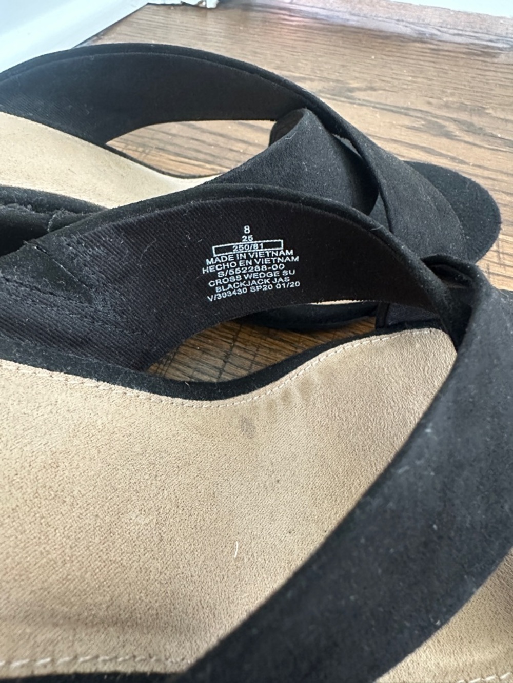 Old Navy Shoes Womens Size 8 Black Faux Suede Wedge Slide Sandals Cross Strap - Picture 4 of 5